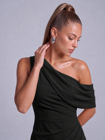 One-Shoulder Draped Ruched Slit Mermaid Maxi Dress – Prom & Evening Gown - Black - View 5
